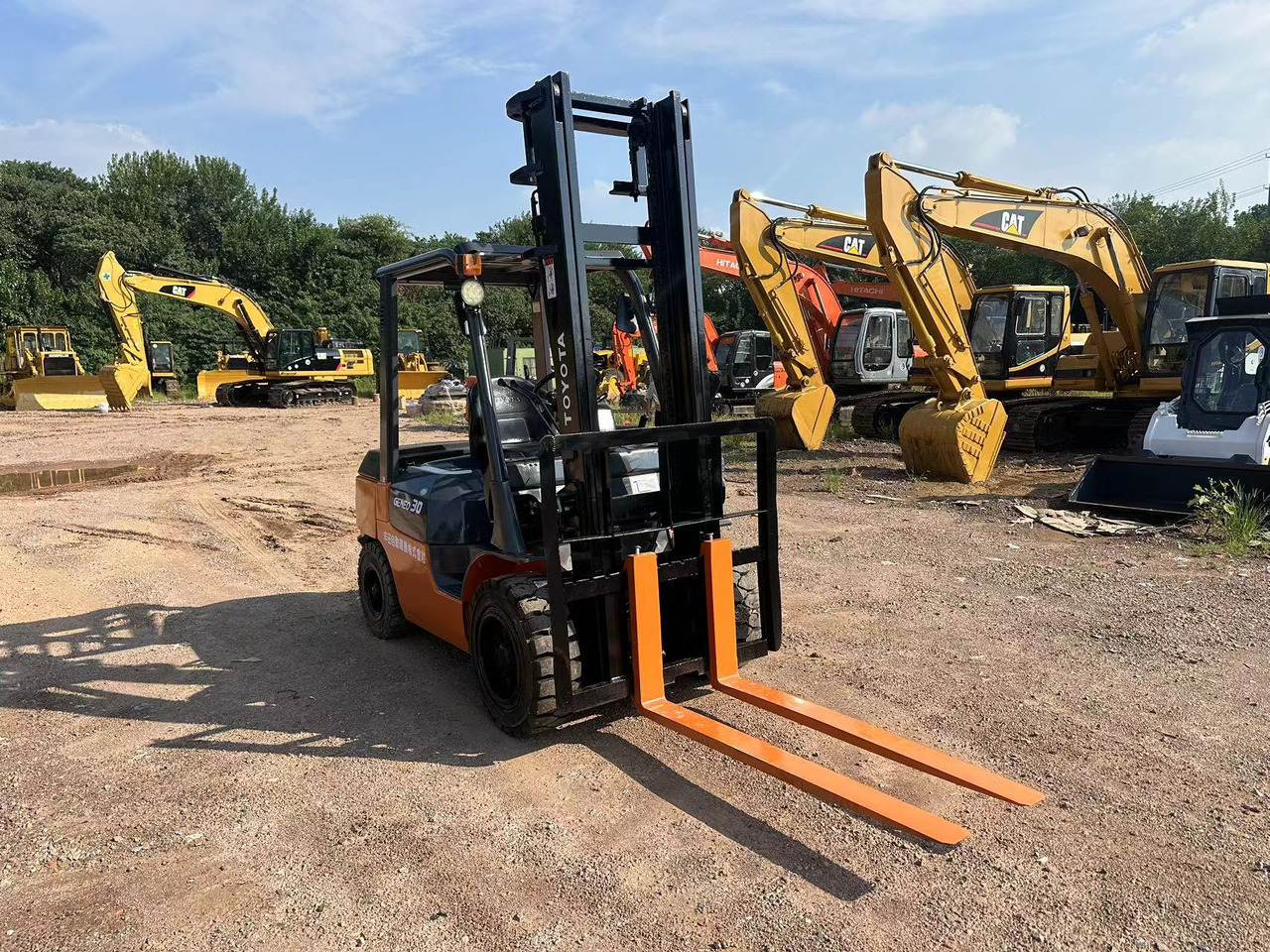 TOYOTA GENEO30 forklift - Дизельный погрузчик: фото 4 TOYOTA GENEO30 forklift - Дизельный погрузчик: фото 4