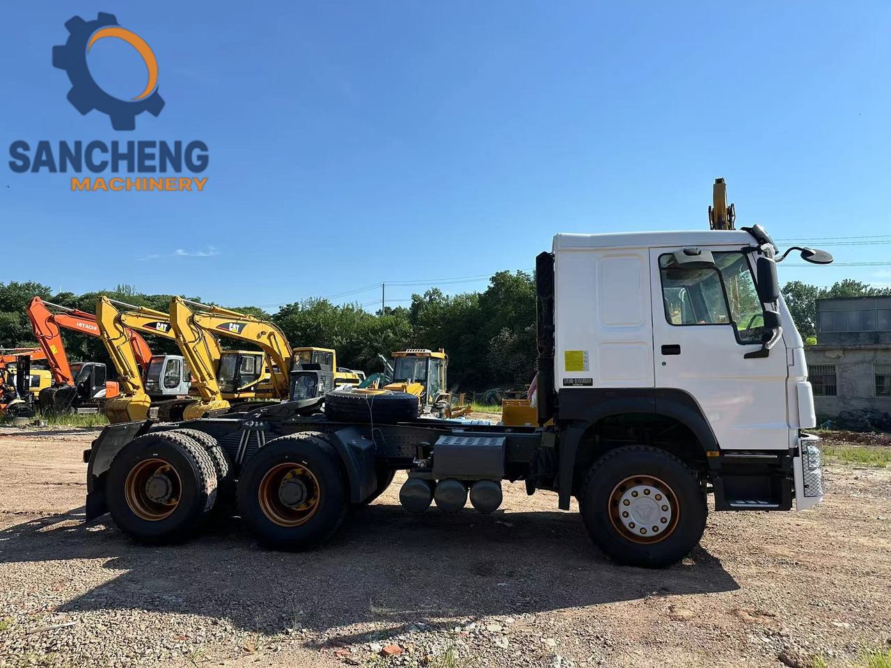 SINOTRUK HOWO Truck Head 371hp 6x4 - Тягач: фото 4 SINOTRUK HOWO Truck Head 371hp 6x4 - Тягач: фото 4