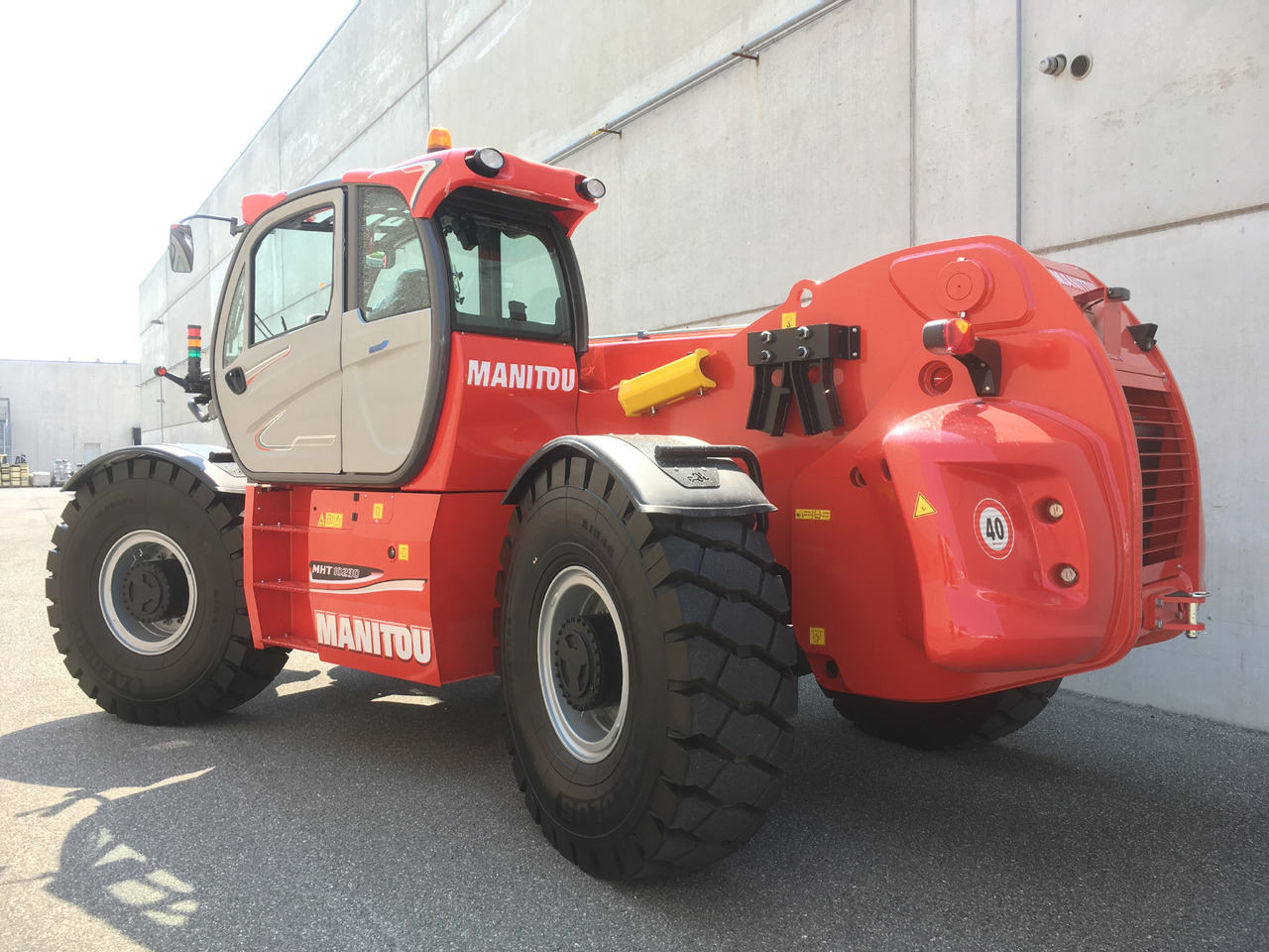 MANITOU MHT 10230 ST4 - 2018 - Телескопический погрузчик: фото 2 MANITOU MHT 10230 ST4 - 2018 - Телескопический погрузчик: фото 2