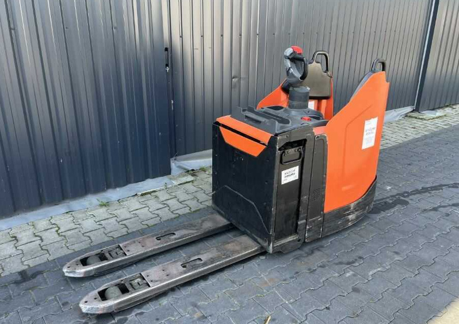 BT LPE200 - Тележка: фото 1 BT LPE200 - Тележка: фото 1