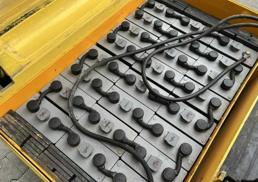 Электропогрузчик Hyster J1.60XMT: фото 6