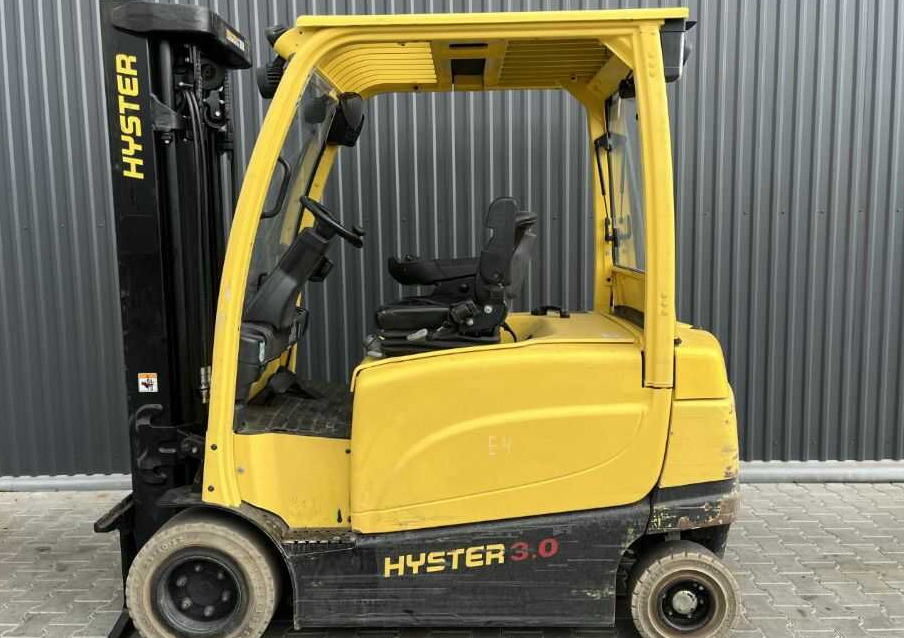 Hyster J3.0XN - Электропогрузчик: фото 2 Hyster J3.0XN - Электропогрузчик: фото 2