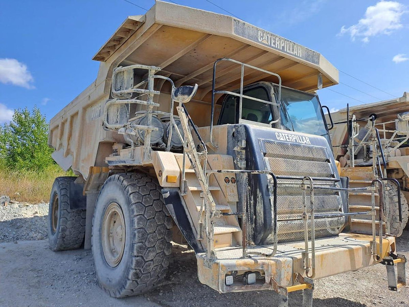 Caterpillar 775F - Карьерный самосвал: фото 2 Caterpillar 775F - Карьерный самосвал: фото 2