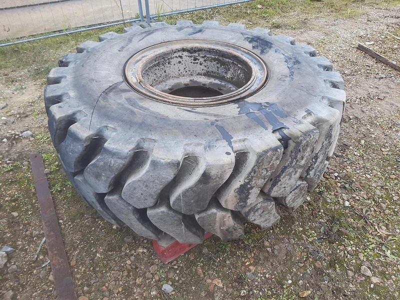 Michelin 20.5R25XLDD2A - Шины и диски: фото 5 Michelin 20.5R25XLDD2A - Шины и диски: фото 5