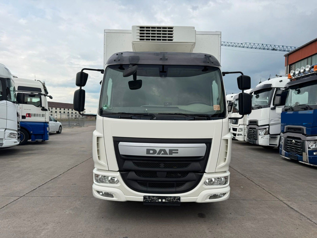 DAF LF 210 * THERMO-KING * TIEFKÜHL * LBW 1,5 TON * - Фургон-рефрижератор: фото 3 DAF LF 210 * THERMO-KING * TIEFKÜHL * LBW 1,5 TON * - Фургон-рефрижератор: фото 3