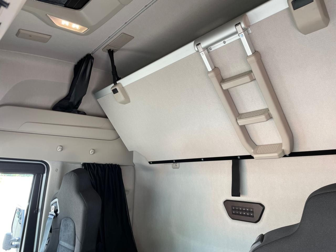 Тягач Iveco S-Way AS440S50T/P Euro6 Intarder Klima Navi ZV: фото 7