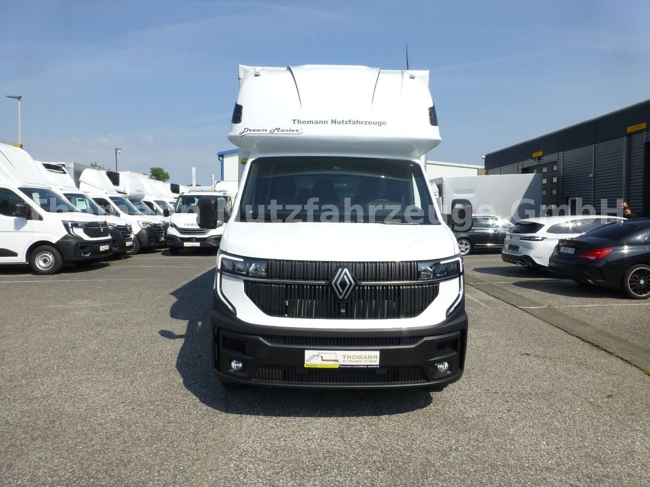 Renault NEW Master Pritsche Plane Schlafkabine - Тентованный фургон: фото 3 Renault NEW Master Pritsche Plane Schlafkabine - Тентованный фургон: фото 3