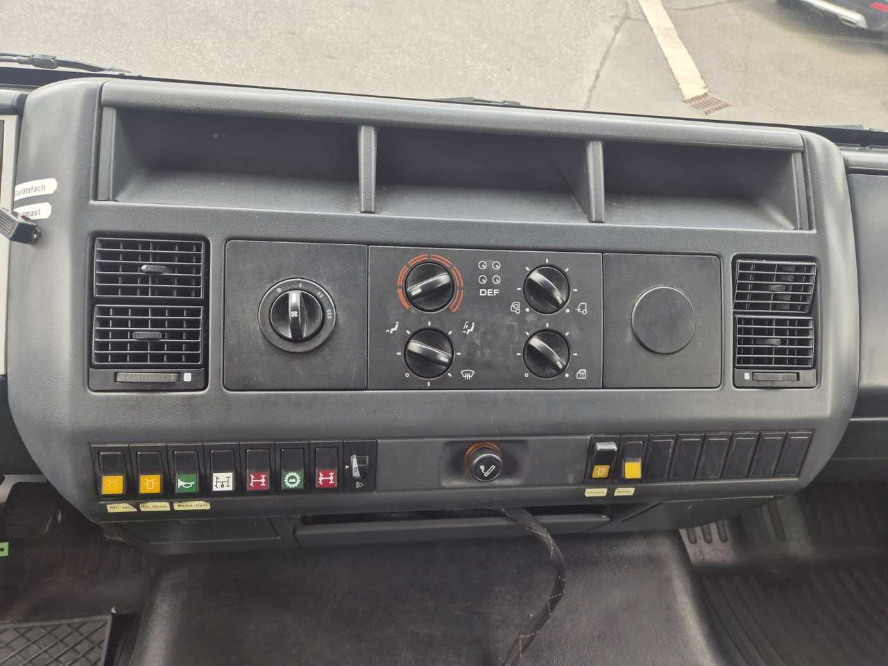 Грузовик MAN 14.224 4x4 TLF 16/29 Tanklöschfahrzeug Feuerwehr: фото 12
