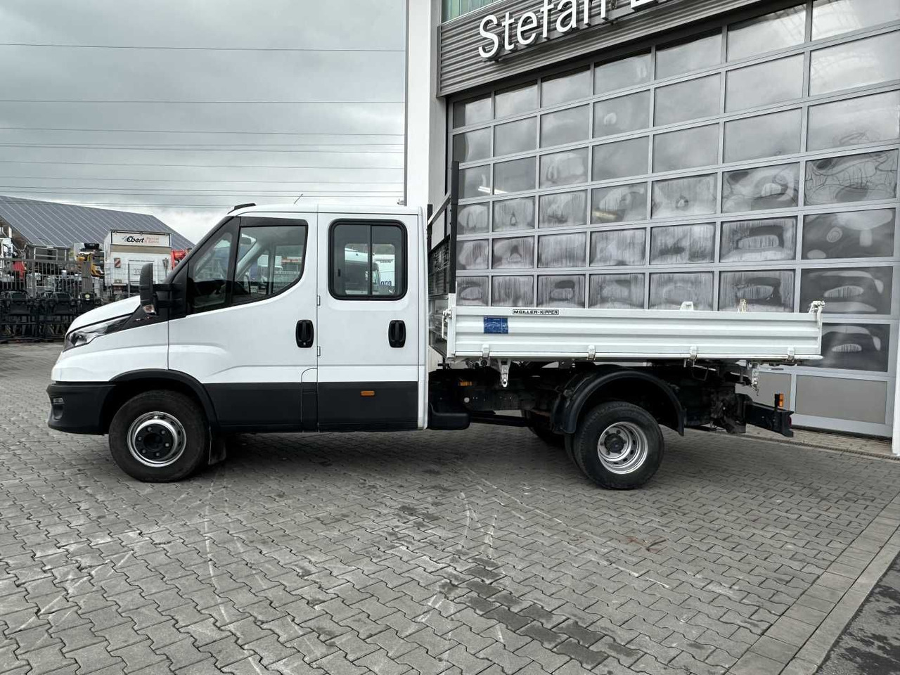 Iveco 70C18H Meiller 3-S.Kipper *R.3750mm*7Sitze*AHK* - Малотоннажный самосвал: фото 2 Iveco 70C18H Meiller 3-S.Kipper *R.3750mm*7Sitze*AHK* - Малотоннажный самосвал: фото 2
