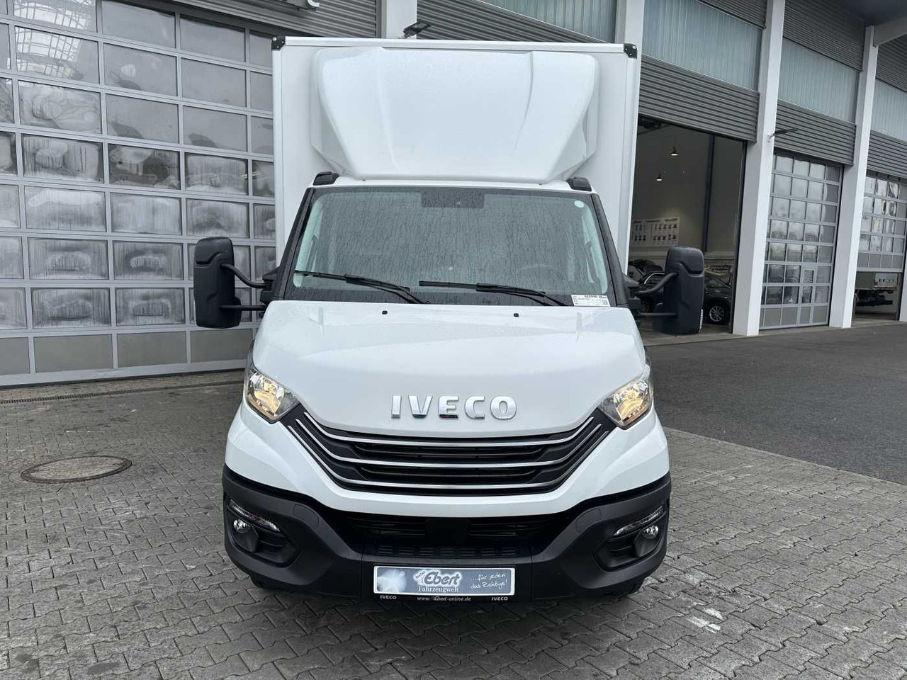 Iveco Daily 70C18 HA8 *R5.100mm*LBW*Luft*Automatik* - Фургон с закрытым кузовом: фото 2 Iveco Daily 70C18 HA8 *R5.100mm*LBW*Luft*Automatik* - Фургон с закрытым кузовом: фото 2