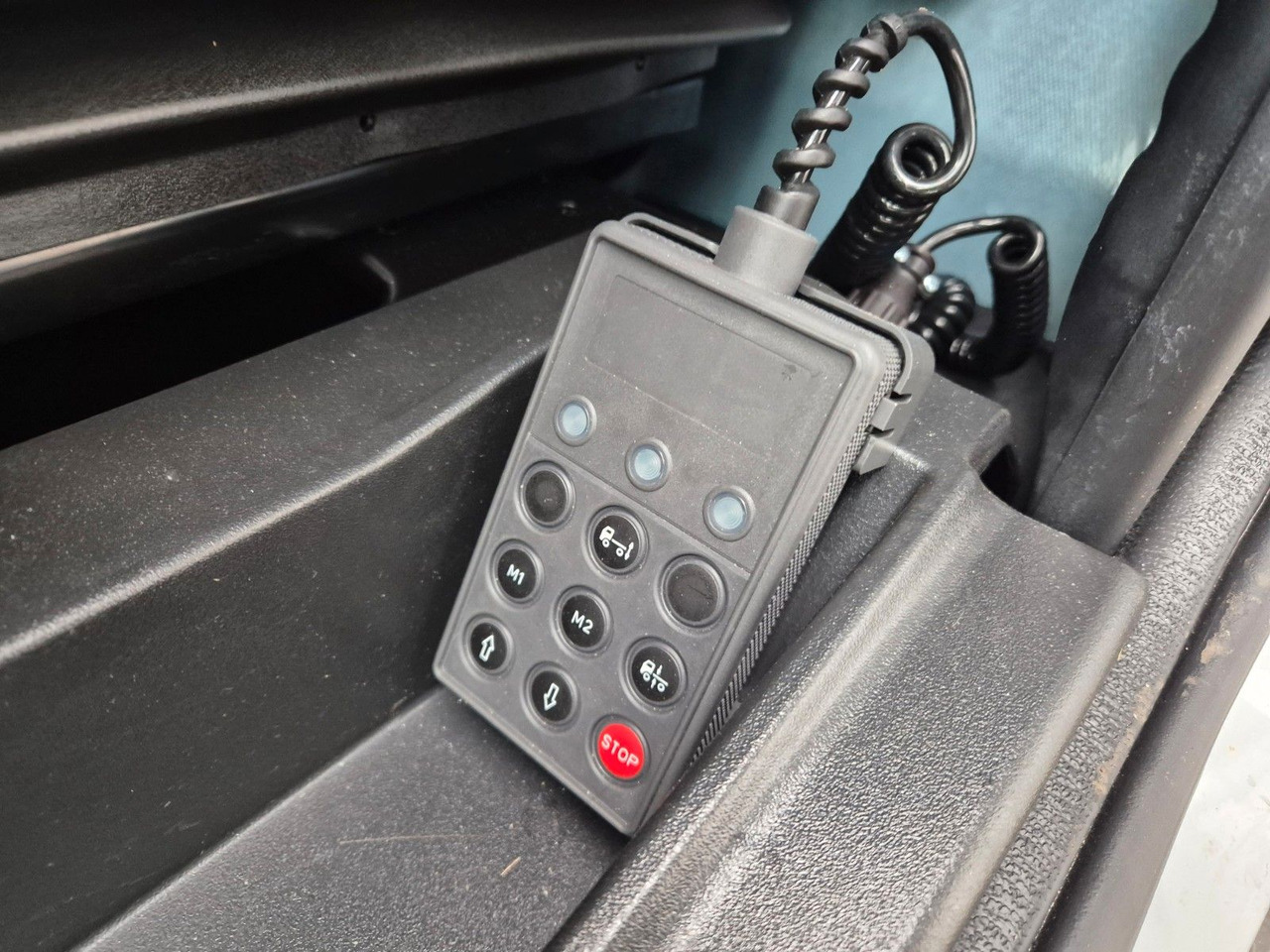 Фургон с закрытым кузовом Iveco Eurocargo ML75E21/P LBW 3 Sitze Klima: фото 25