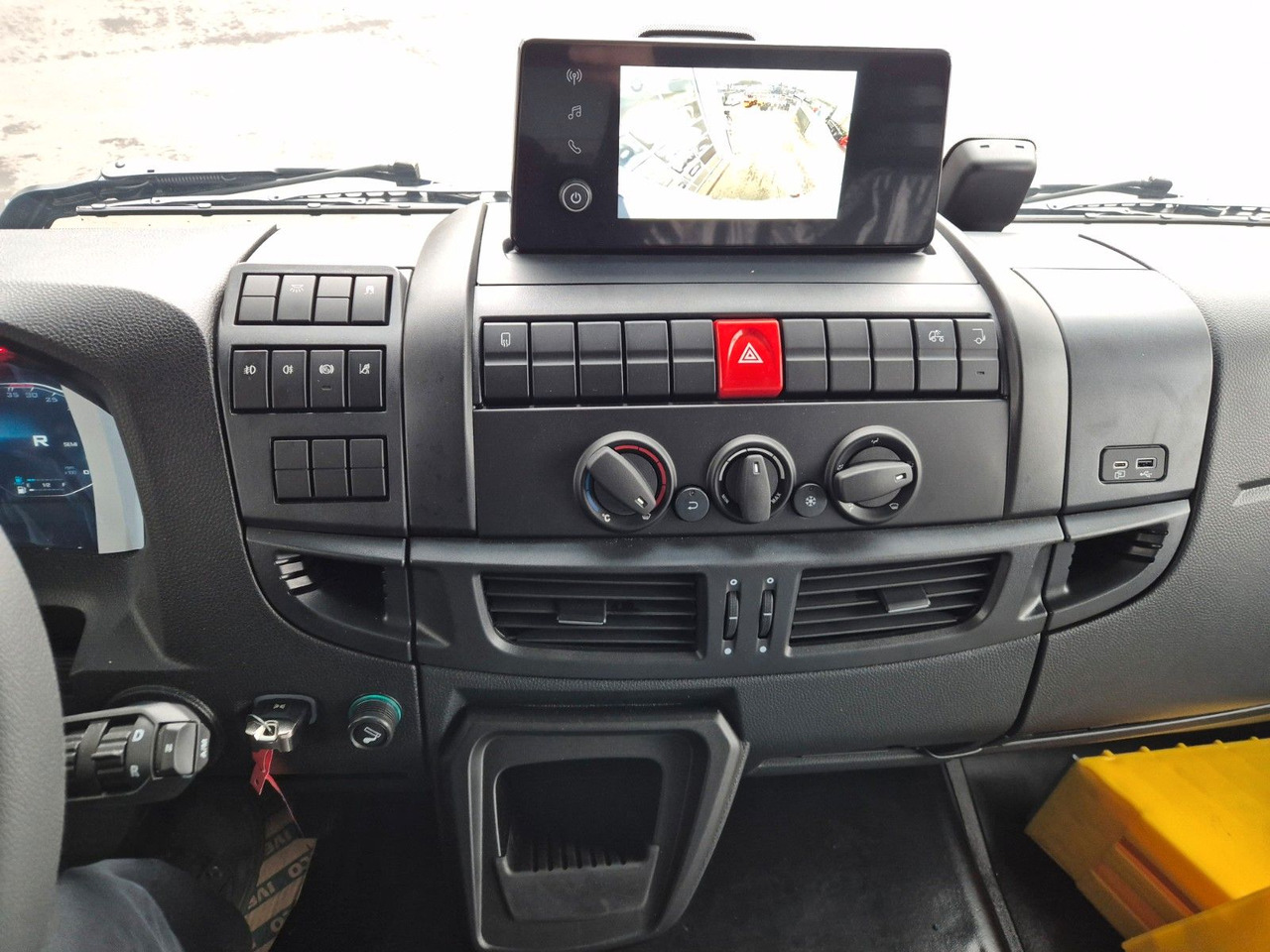 Фургон с закрытым кузовом Iveco Eurocargo ML75E21/P LBW 3 Sitze Klima: фото 17