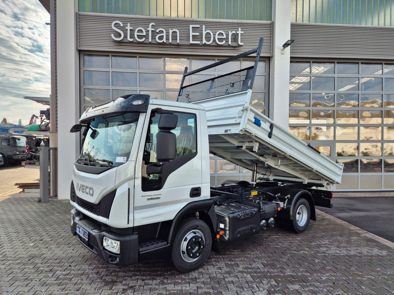 Iveco Eurocargo ML80E21 Meiller 2x AHK 3 Sitze Klima - Самосвал: фото 1 Iveco Eurocargo ML80E21 Meiller 2x AHK 3 Sitze Klima - Самосвал: фото 1