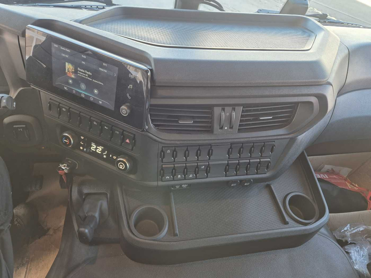 Грузовик с закрытым кузовом Iveco S-Way AD190S40/P Junge AHK LBW 2.000kg: фото 15 Грузовик с закрытым кузовом Iveco S-Way AD190S40/P Junge AHK LBW 2.000kg: фото 15