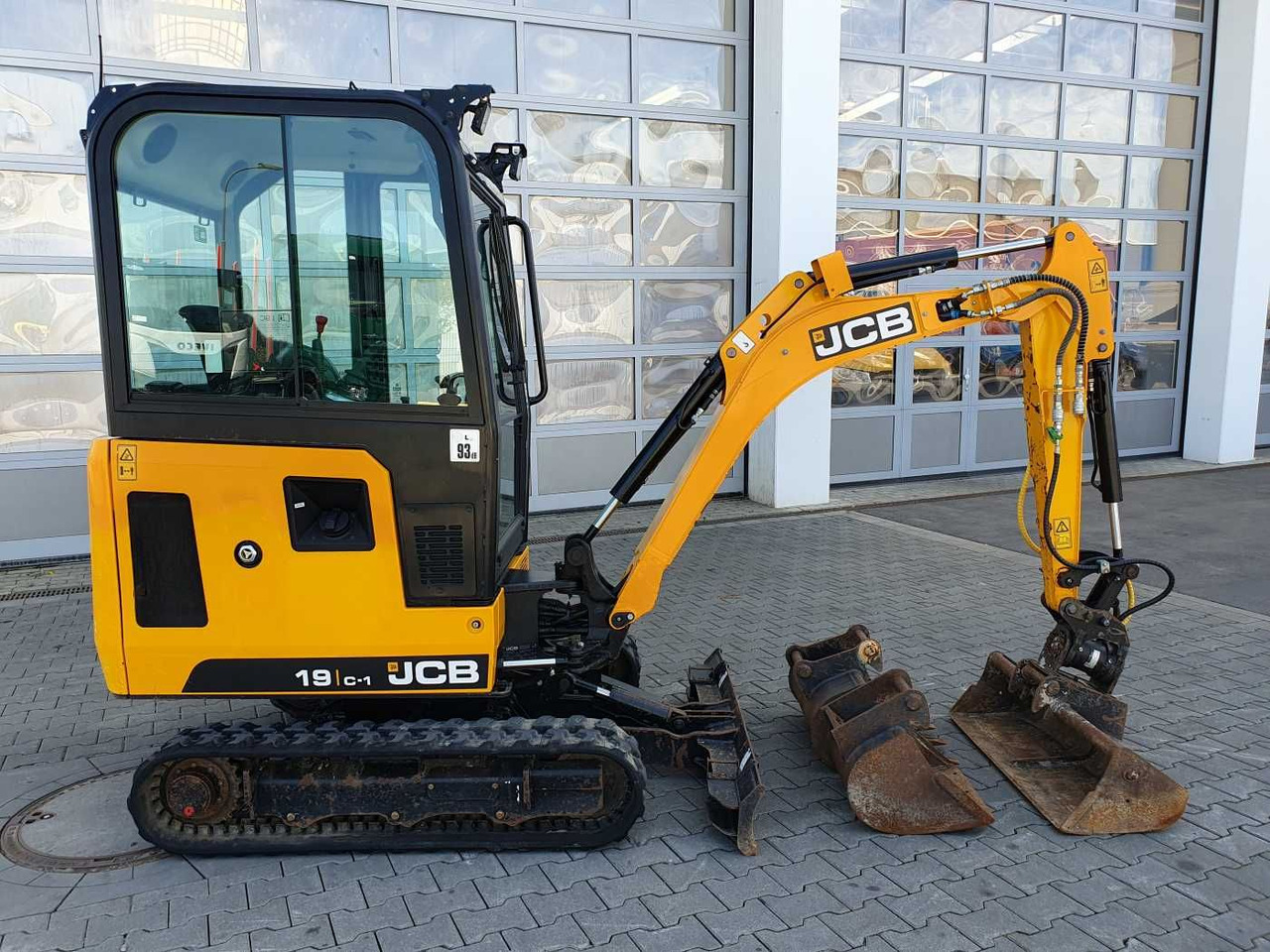 JCB 19C-1 / 528h / 2022 / Powertilt / Löffelpaket - Мини-экскаватор: фото 2 JCB 19C-1 / 528h / 2022 / Powertilt / Löffelpaket - Мини-экскаватор: фото 2
