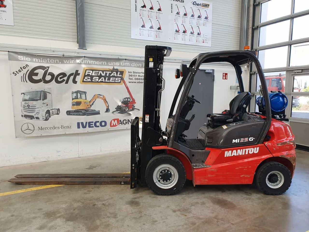 Manitou MI 25 G / Triplex: 4.70m / nur 1.976h! / SS - Вилочный погрузчик: фото 1 Manitou MI 25 G / Triplex: 4.70m / nur 1.976h! / SS - Вилочный погрузчик: фото 1