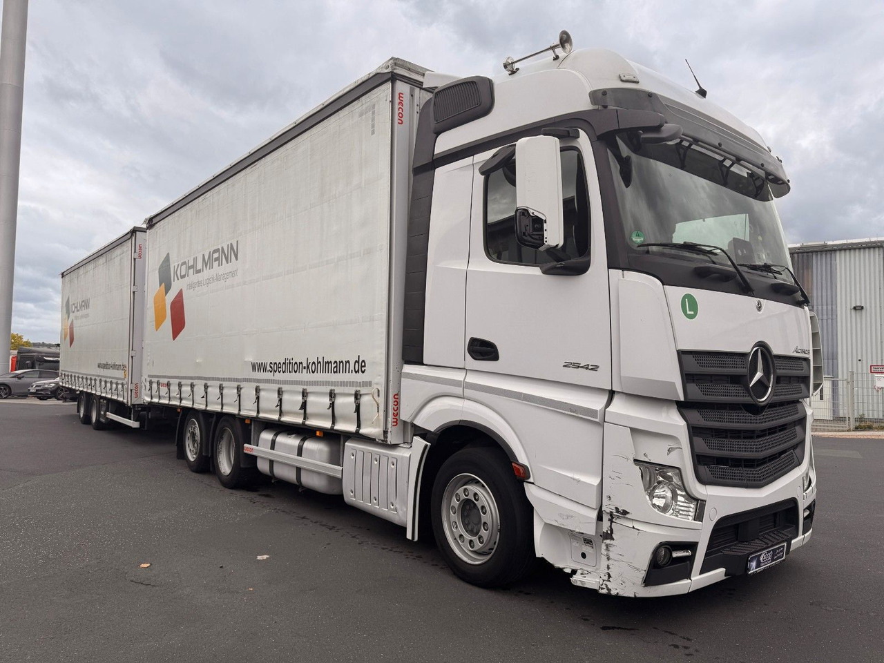 Mercedes-Benz Actros 2542 LnR 6x2 Retarder Standklima - Тентованный грузовик: фото 3 Mercedes-Benz Actros 2542 LnR 6x2 Retarder Standklima - Тентованный грузовик: фото 3