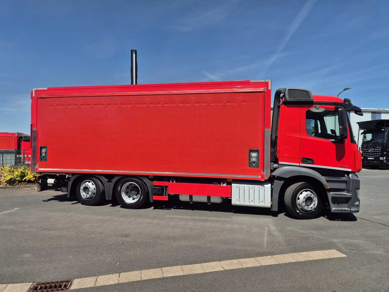 Mercedes-Benz Antos 2540 LnR 6x2 LBW Schiebeplanen AHK - Тентованный грузовик: фото 5 Mercedes-Benz Antos 2540 LnR 6x2 LBW Schiebeplanen AHK - Тентованный грузовик: фото 5