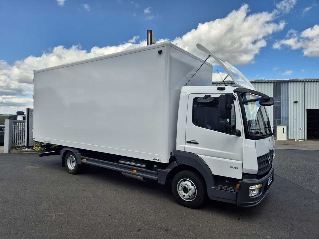 Mercedes-Benz Atego 818 L Koffer, 3 Stück vorhanden Mercedes-Benz Atego 818 L Koffer, 4 Stück vorhanden - Грузовик с закрытым кузовом: фото 5 Mercedes-Benz Atego 818 L Koffer, 3 Stück vorhanden Mercedes-Benz Atego 818 L Koffer, 4 Stück vorhanden - Грузовик с закрытым кузовом: фото 5