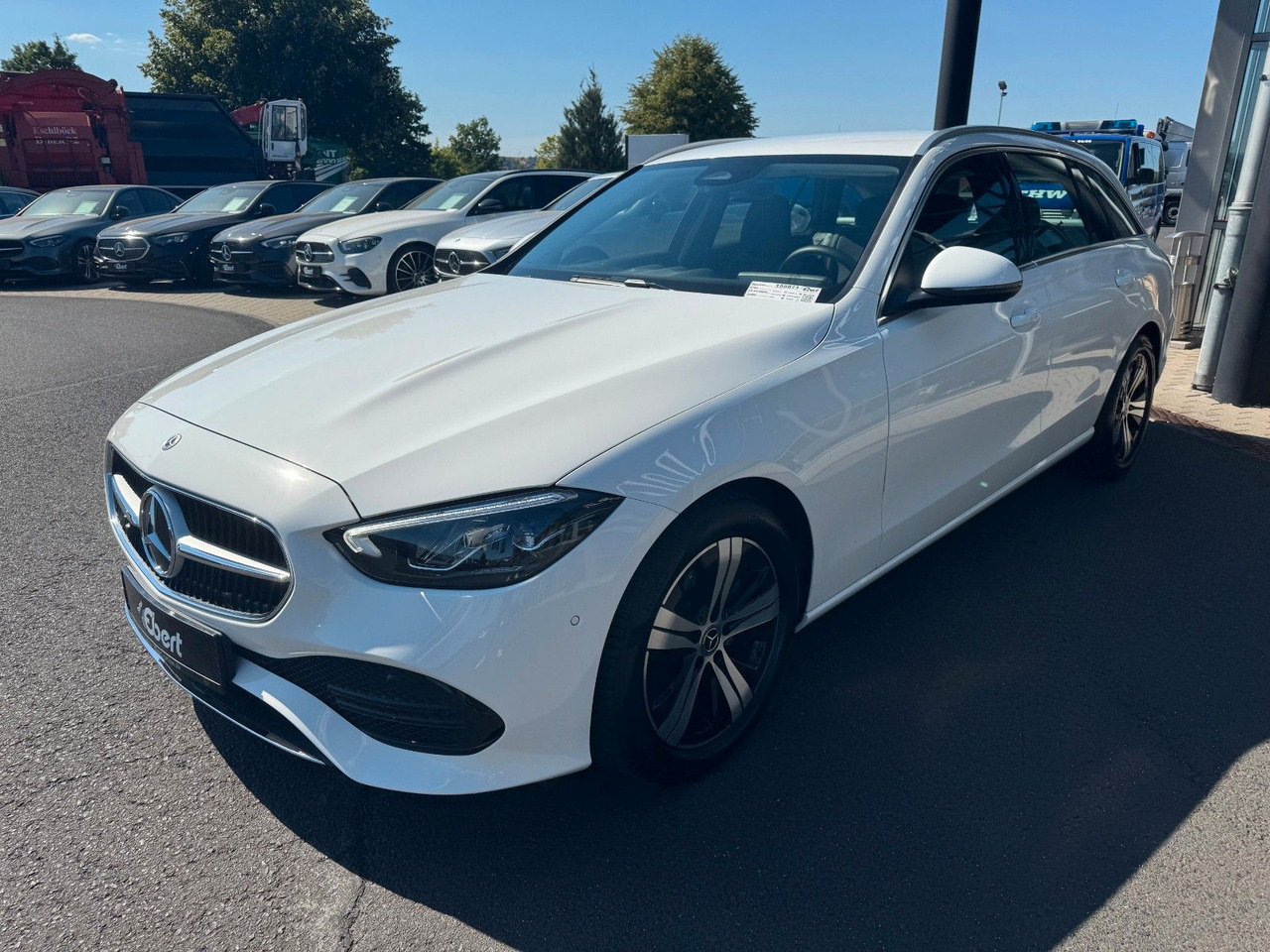 Mercedes-Benz C 180 T Avantgarde+AHK+Memory+Ambiente+TotW - Универсал: фото 2 Mercedes-Benz C 180 T Avantgarde+AHK+Memory+Ambiente+TotW - Универсал: фото 2