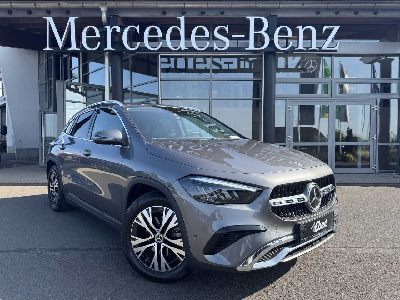 Mercedes-Benz GLA 200d 4M Progressive+Distr+Ambiente+Offroad - Внедорожник: фото 1 Mercedes-Benz GLA 200d 4M Progressive+Distr+Ambiente+Offroad - Внедорожник: фото 1