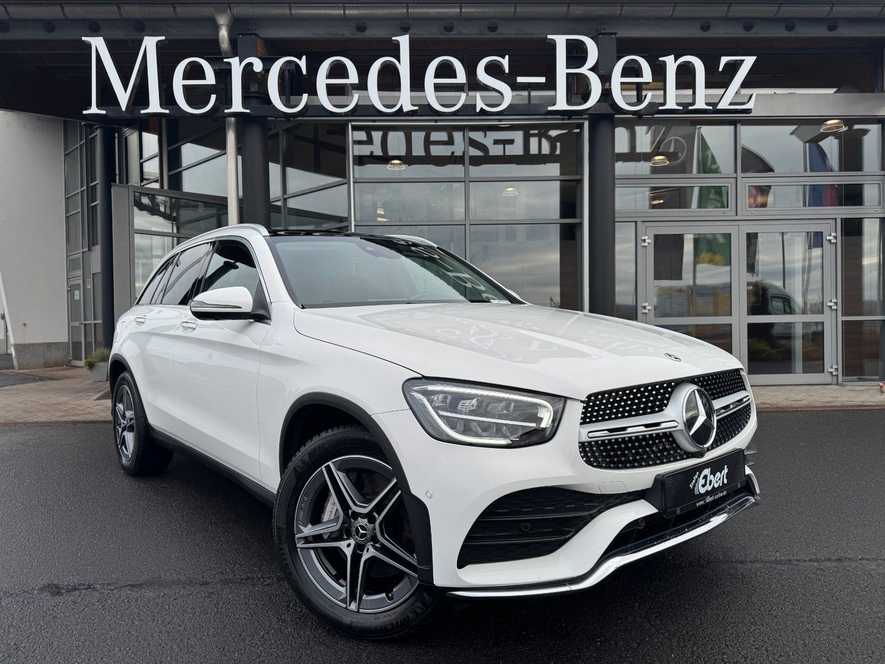Mercedes-Benz GLC 200 4M AMG+Pano+Distr+StandH+AHK+360+HUD - Внедорожник: фото 1 Mercedes-Benz GLC 200 4M AMG+Pano+Distr+StandH+AHK+360+HUD - Внедорожник: фото 1