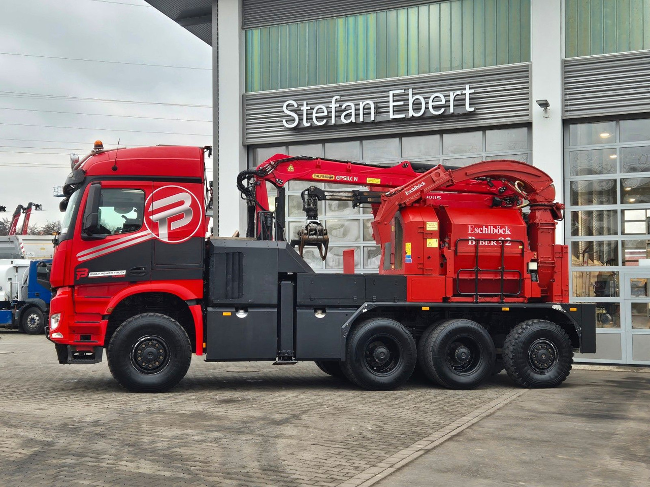 Mercedes-Benz TUROX 8x8 Eschlböck Biber 92 Holzhacker / 1.512h - Лесовоз, Автоманипулятор: фото 5 Mercedes-Benz TUROX 8x8 Eschlböck Biber 92 Holzhacker / 1.512h - Лесовоз, Автоманипулятор: фото 5