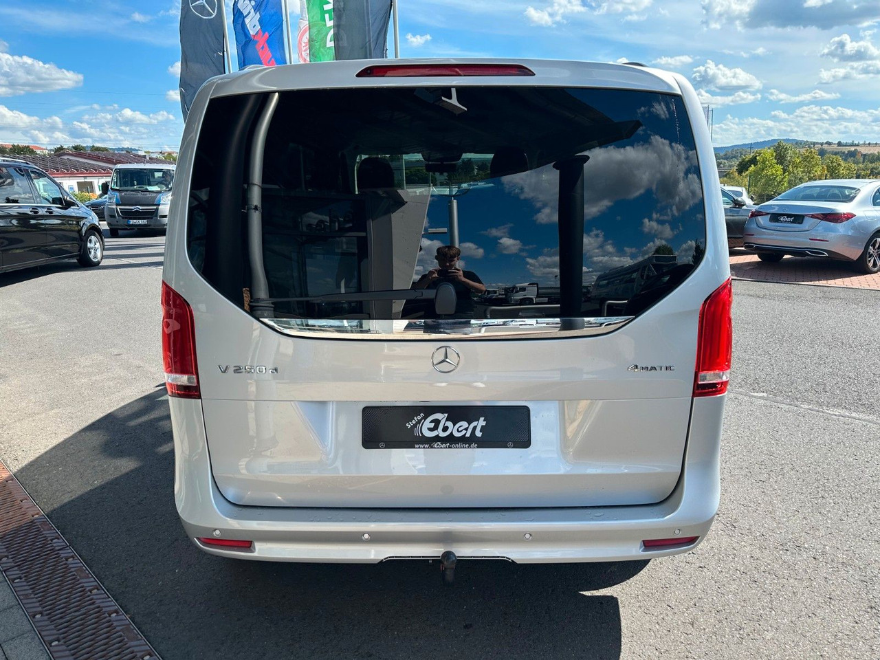 Mercedes-Benz V 250 EDITION 4MATIC Kompakt Liege-Paket AHK2,5t - Универсал: фото 5 Mercedes-Benz V 250 EDITION 4MATIC Kompakt Liege-Paket AHK2,5t - Универсал: фото 5