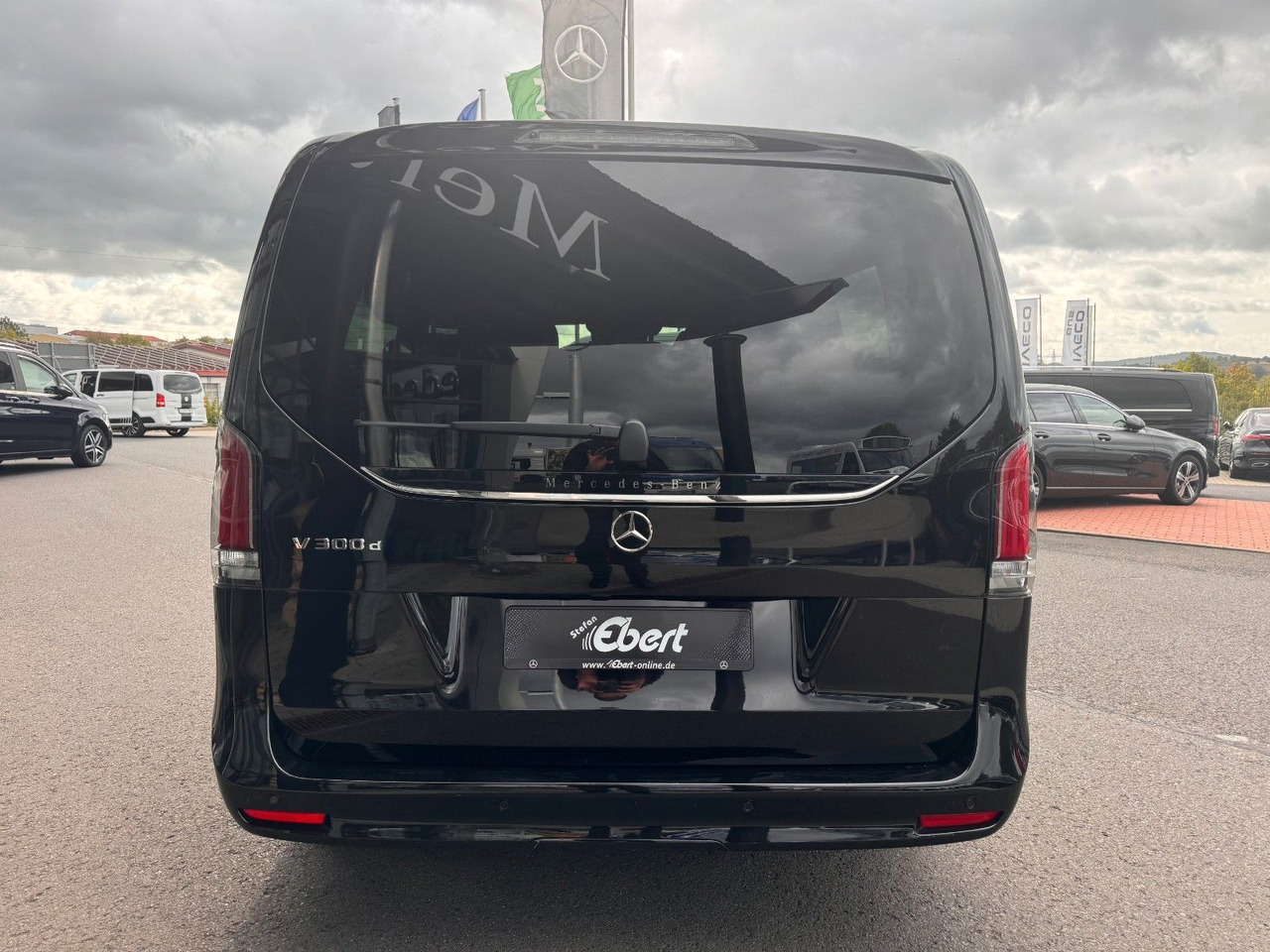 Mercedes-Benz V 300 d AVANTGARDE Extralang 360Kamera Standheiz - Пассажирский фургон: фото 5 Mercedes-Benz V 300 d AVANTGARDE Extralang 360Kamera Standheiz - Пассажирский фургон: фото 5