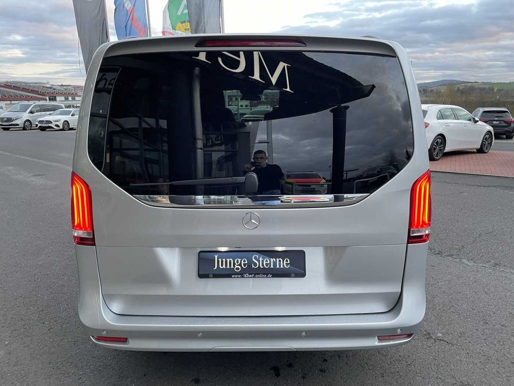 Mercedes-Benz V 300 d EXCLUSIVE ED AMG Panorama AHK2,5 DISTRON Mercedes-Benz V 300 d EXCLUSIVE ED AMG Panorama AHK2,5 DISTRON - Микроавтобус, Пассажирский фургон: фото 4 Mercedes-Benz V 300 d EXCLUSIVE ED AMG Panorama AHK2,5 DISTRON Mercedes-Benz V 300 d EXCLUSIVE ED AMG Panorama AHK2,5 DISTRON - Микроавтобус, Пассажирский фургон: фото 4