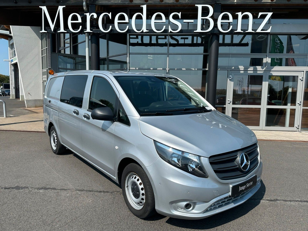 Mercedes-Benz Vito 114 CDI Mixto Regal AHK Klima PARKTRONIC - Пассажирский фургон: фото 1 Mercedes-Benz Vito 114 CDI Mixto Regal AHK Klima PARKTRONIC - Пассажирский фургон: фото 1