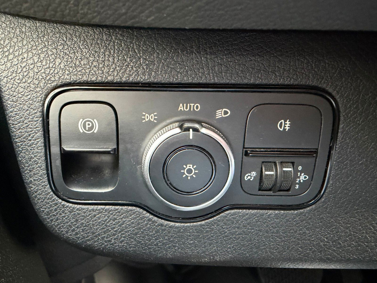 Цельнометаллический фургон, Электрический фургон Mercedes-Benz eSprinter 312 Klima SHZ Kamera: фото 17 Цельнометаллический фургон, Электрический фургон Mercedes-Benz eSprinter 312 Klima SHZ Kamera: фото 17