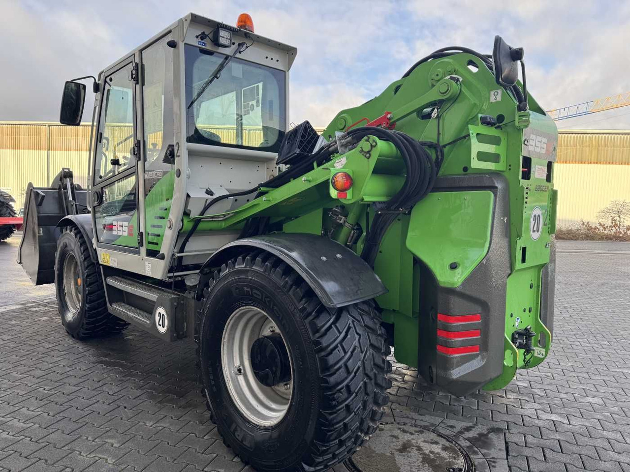 Sennebogen 355 E / Greifschaufel / nur 2.260h! - Колёсный погрузчик: фото 5 Sennebogen 355 E / Greifschaufel / nur 2.260h! - Колёсный погрузчик: фото 5