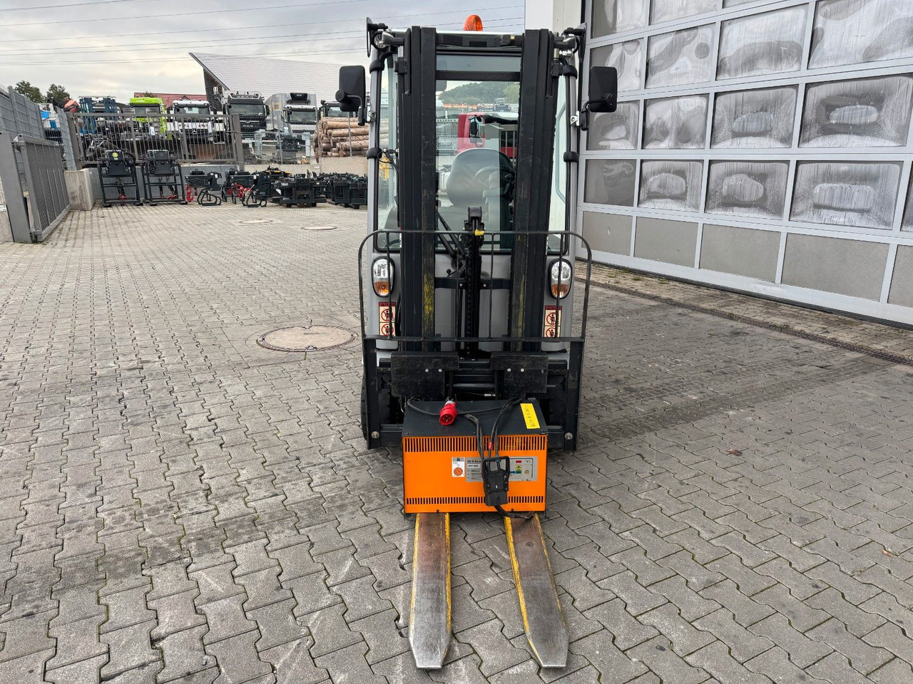 Still RX 20-14 / Triplex: 4,3m / nur 1.147h! / SS - Электропогрузчик: фото 4 Still RX 20-14 / Triplex: 4,3m / nur 1.147h! / SS - Электропогрузчик: фото 4