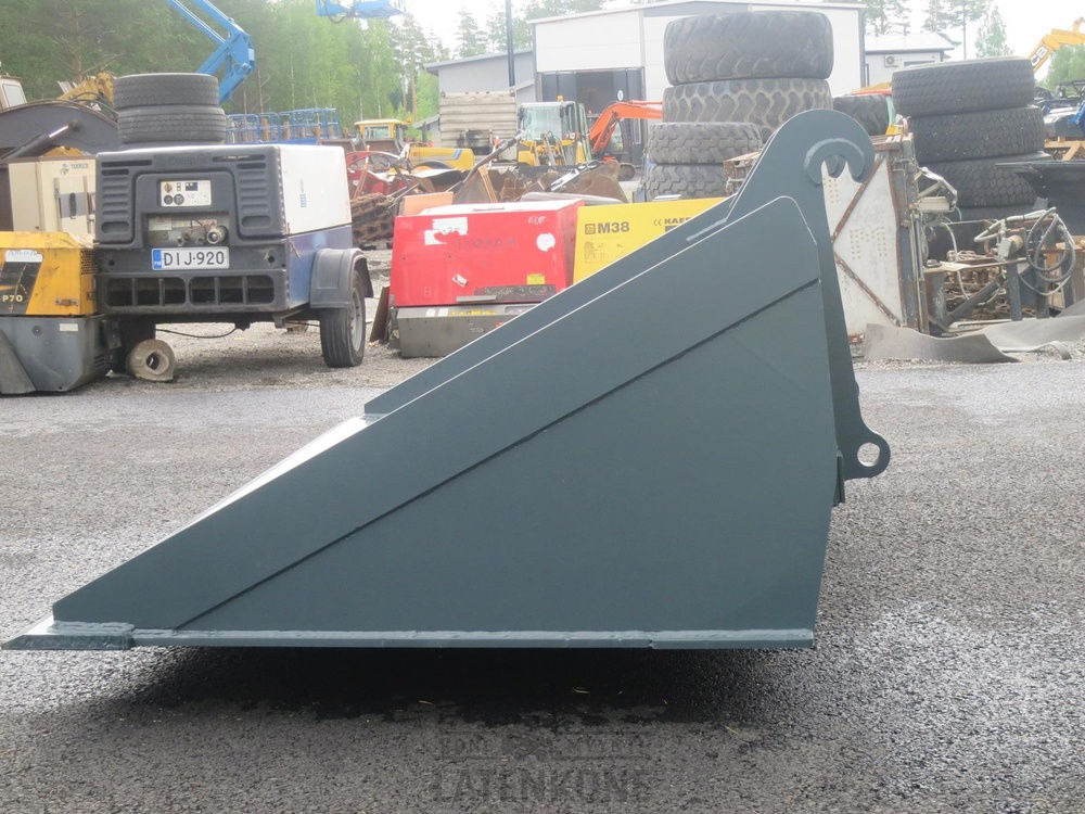 Volvo Tasauskauha 265cm 2000L 10-12ton HW - Ковш для Сельскохозяйственной техники: фото 4 Volvo Tasauskauha 265cm 2000L 10-12ton HW - Ковш для Сельскохозяйственной техники: фото 4