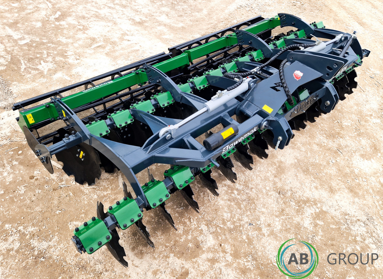 Awemak heavy disc harrow BTH 4.5m hydraulically foldable - Дисковая борона: фото 1 Awemak heavy disc harrow BTH 4.5m hydraulically foldable - Дисковая борона: фото 1