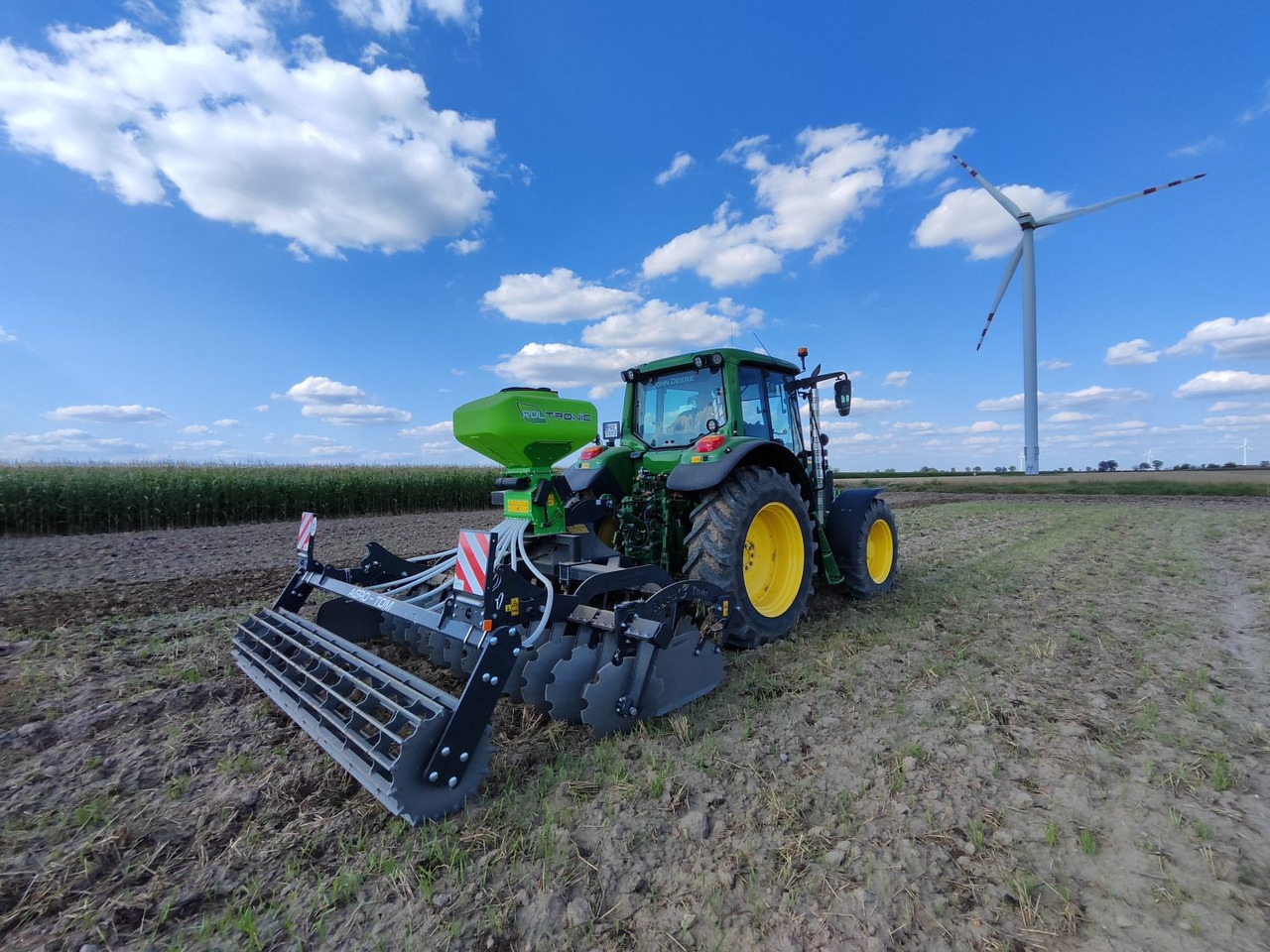 Catch Crop Seeder ROL-TRONIC SP-2 200l - Разбрасыватель удобрений: фото 5 Catch Crop Seeder ROL-TRONIC SP-2 200l - Разбрасыватель удобрений: фото 5