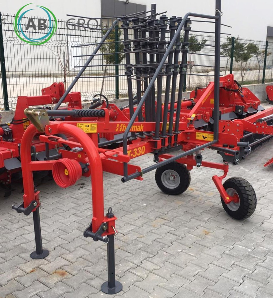 Harmak HT- 330 rotary rake - Сеноворошилка: фото 1 Harmak HT- 330 rotary rake - Сеноворошилка: фото 1