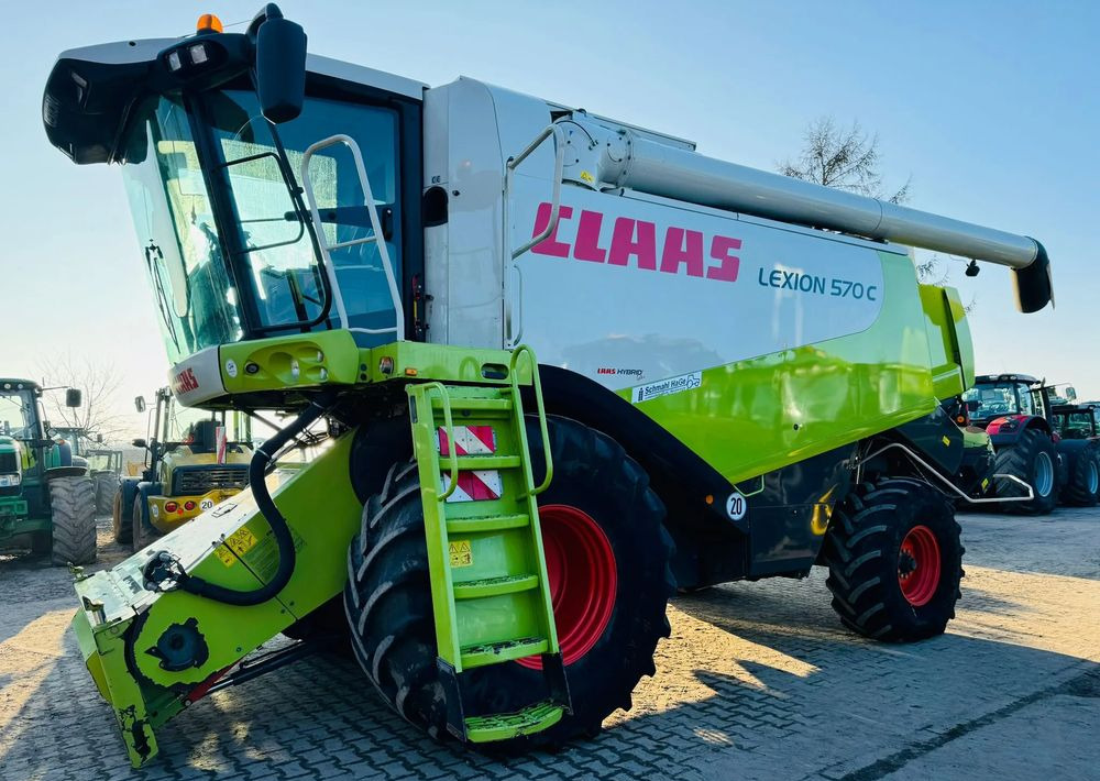 Claas Lexion 570C - Зерноуборочный комбайн: фото 4 Claas Lexion 570C - Зерноуборочный комбайн: фото 4