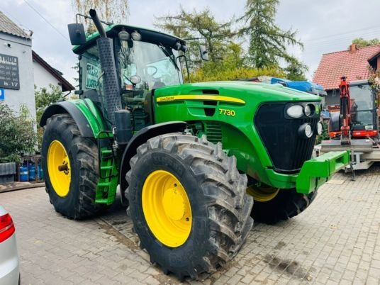 John Deere 7730 - Трактор: фото 2 John Deere 7730 - Трактор: фото 2