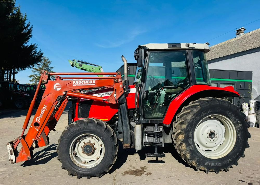 Massey Ferguson 5445 Dyna 4 - Трактор: фото 1 Massey Ferguson 5445 Dyna 4 - Трактор: фото 1