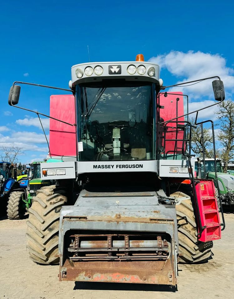 Зерноуборочный комбайн Massey Ferguson 7274: фото 6