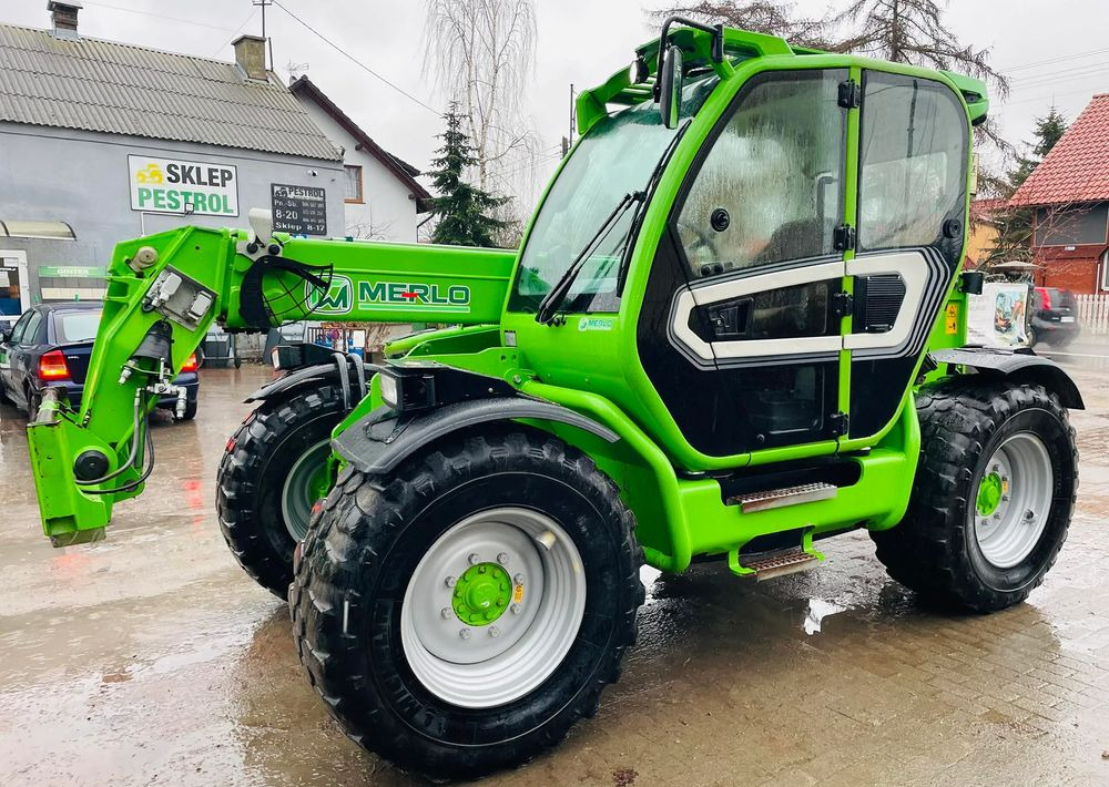 Merlo 42.7-156 - Телескопический погрузчик: фото 4 Merlo 42.7-156 - Телескопический погрузчик: фото 4