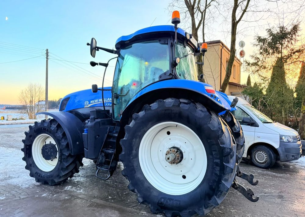 New Holland T7.260 - Трактор: фото 2 New Holland T7.260 - Трактор: фото 2