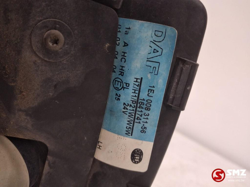 DAF Occ koplamp rechts DAF XF95 1641741 - Передняя фара для Грузовиков: фото 4 DAF Occ koplamp rechts DAF XF95 1641741 - Передняя фара для Грузовиков: фото 4