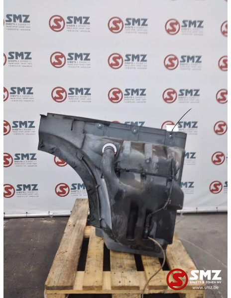 DAF Occ opstapbak links DAF XF95 1656923 - Кабина и интерьер для Грузовиков: фото 2 DAF Occ opstapbak links DAF XF95 1656923 - Кабина и интерьер для Грузовиков: фото 2