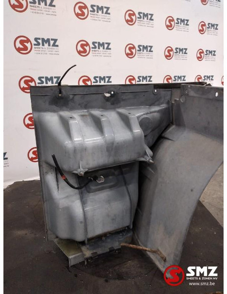 DAF Occ opstapbak rechts DAF XF105 - Кабина и интерьер для Грузовиков: фото 2 DAF Occ opstapbak rechts DAF XF105 - Кабина и интерьер для Грузовиков: фото 2