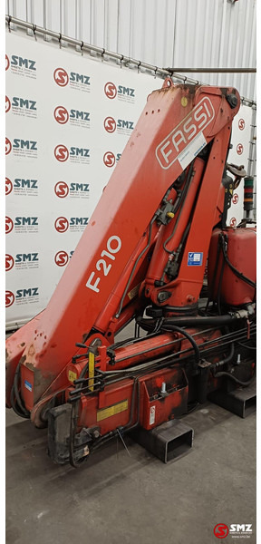 FASSI Occ Autolaadkraan Fassi 210A.22 + radio - Стрела: фото 1 FASSI Occ Autolaadkraan Fassi 210A.22 + radio - Стрела: фото 1