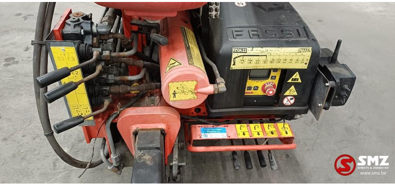 FASSI Occ Autolaadkraan Fassi 210A.22 + radio - Стрела: фото 3 FASSI Occ Autolaadkraan Fassi 210A.22 + radio - Стрела: фото 3