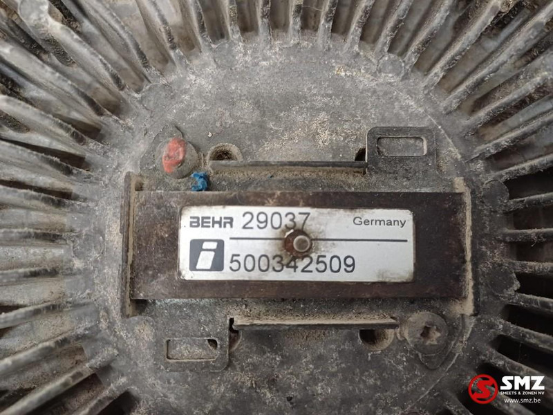 Iveco Occ visco koppeling + ventilator Cursor 8 Iveco - Вентилятор для Грузовиков: фото 3 Iveco Occ visco koppeling + ventilator Cursor 8 Iveco - Вентилятор для Грузовиков: фото 3